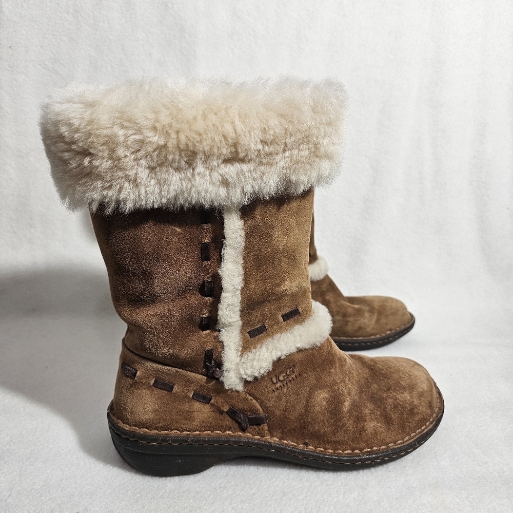 Ugg Elijo Brown Suede Sheepskin Lined Boots